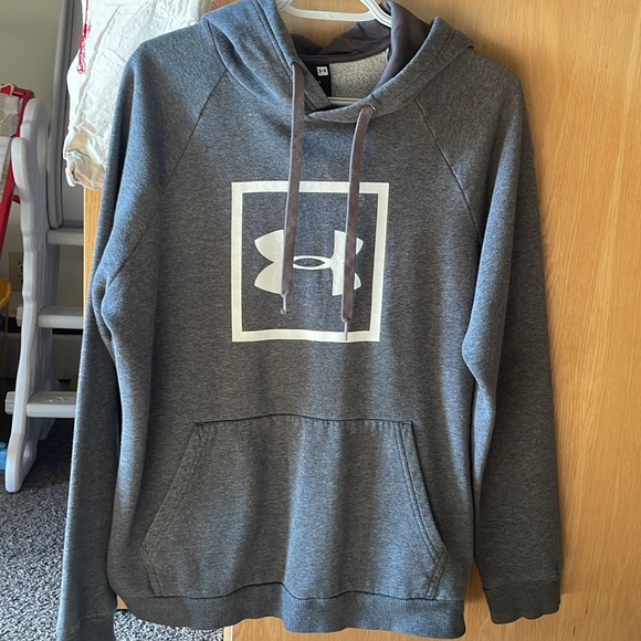 Under armour sweaters - Picture 2 of 2